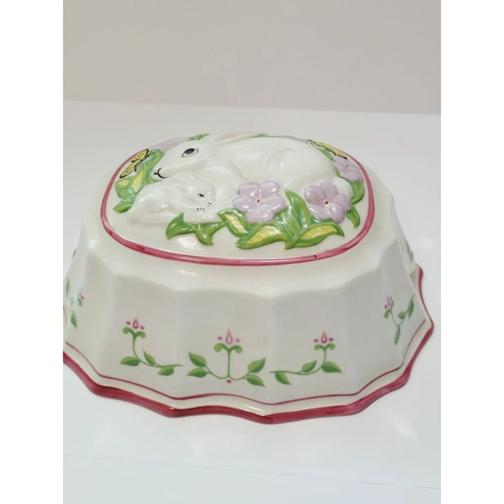 Franklin Mint Le Cordon Bleu Rabbit Jello Mold 1986 Ceramic White Pink Floral